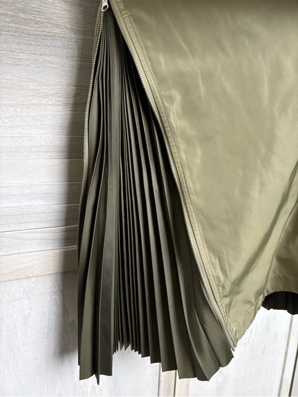 Soh olive green